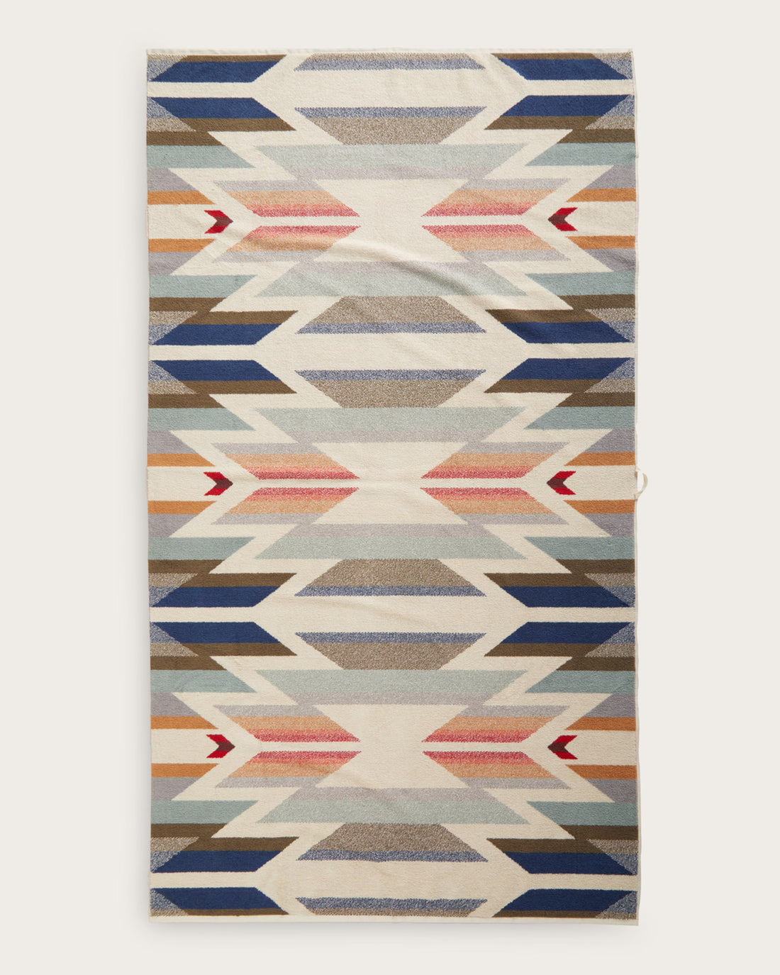 Pendleton Oversized Jacquard Spa Towel in Wyeth Trail, view 3