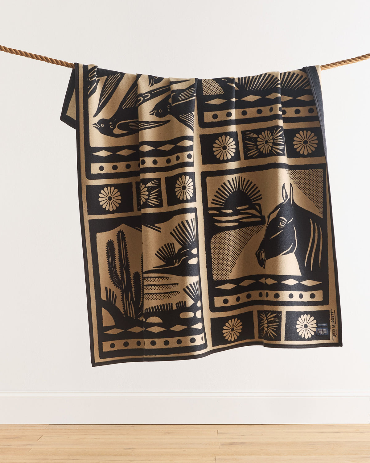 Pendleton Jacquard Blanket in Saratoga, view 1