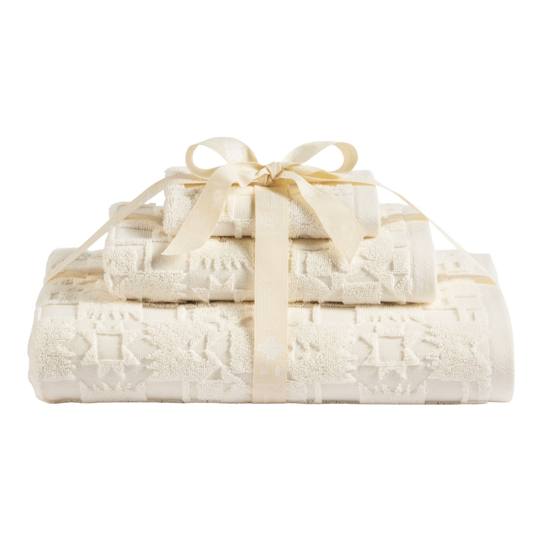 Pendleton Sculpted 3-Piece Towel Set in Ivory, view 2