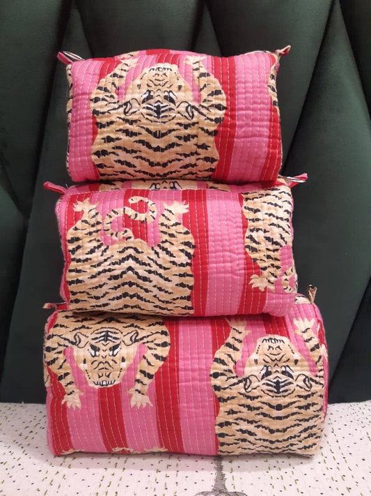 Tiger Quilted Makeup Bag (Pink) alternate view